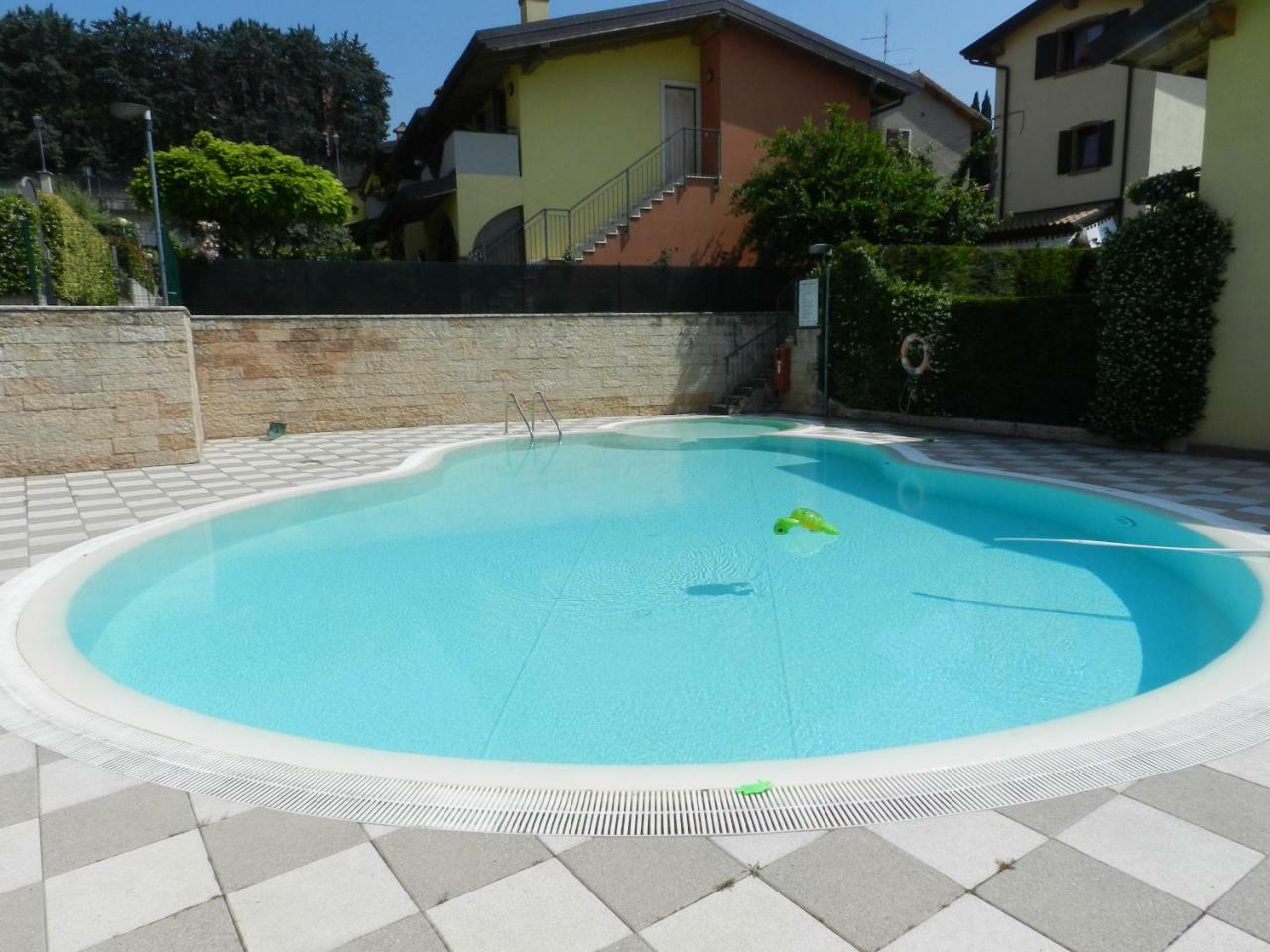 Apartment L'Archetto And Villetta Gruber - Regarda Travel Lazise Exterior foto